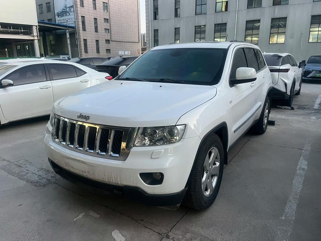 jeep大切诺基轮胎型号／大切诺基轮胎多少钱一条